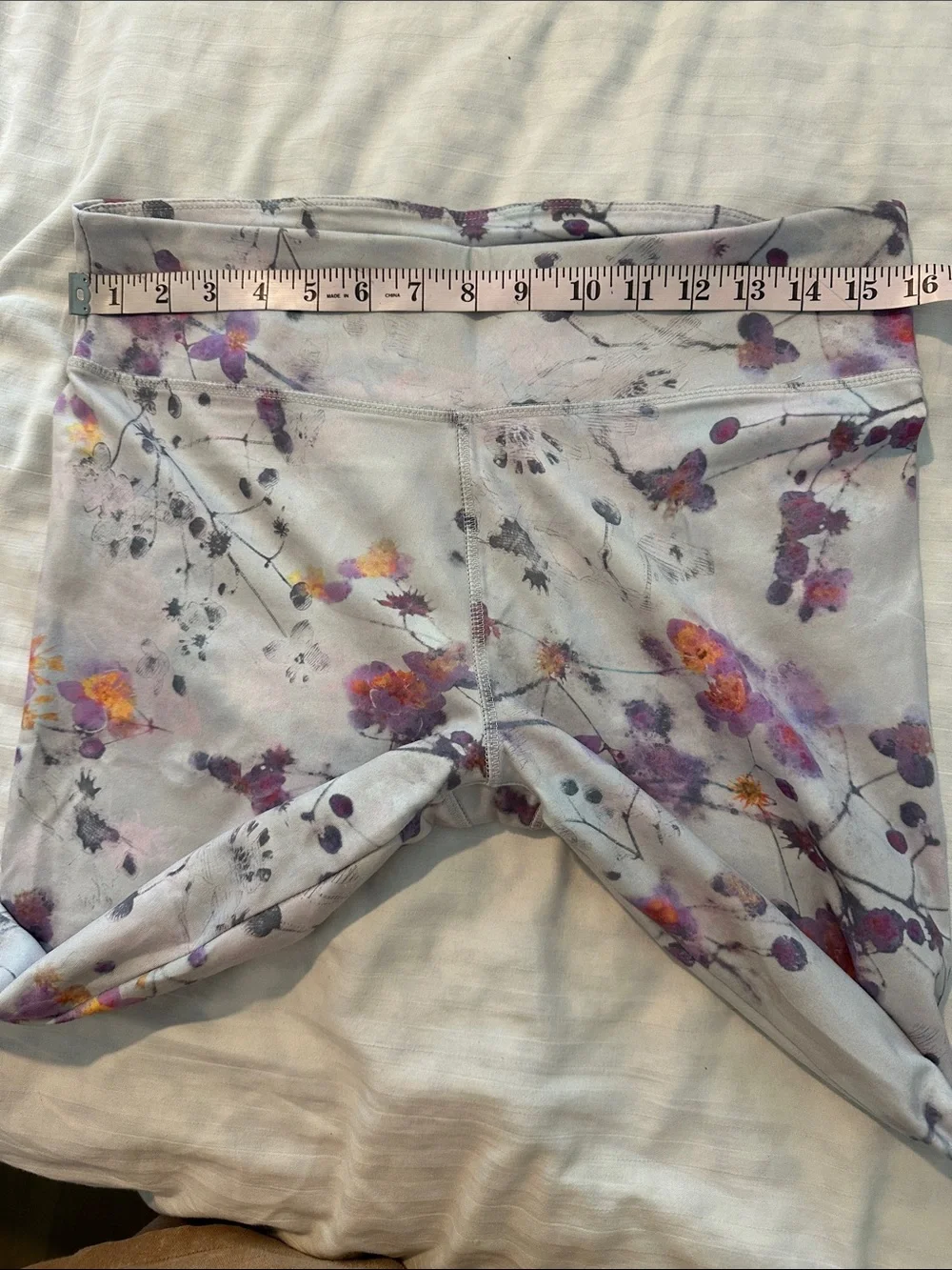 Jockey Floral Active Cropped Stretch Leggings in Lavender, Purple, Orange Size L - Picture 4 of 11